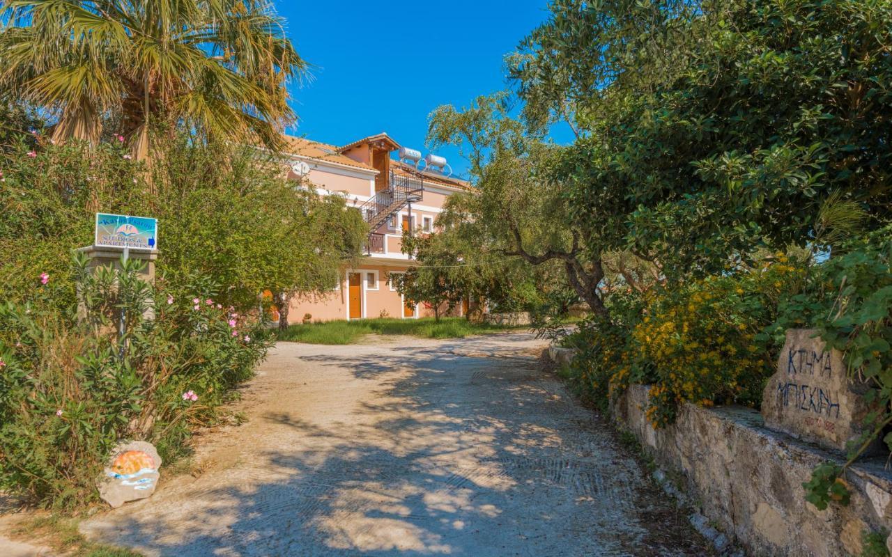 Kavos Psarou Studios & Apartments Екстериор снимка