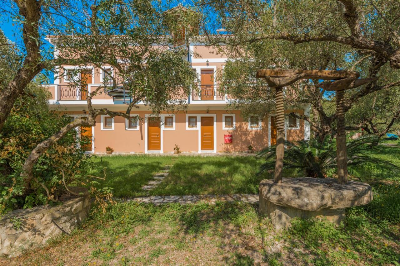 Kavos Psarou Studios & Apartments Екстериор снимка