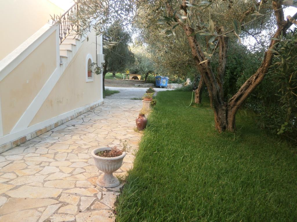 Kavos Psarou Studios & Apartments Екстериор снимка