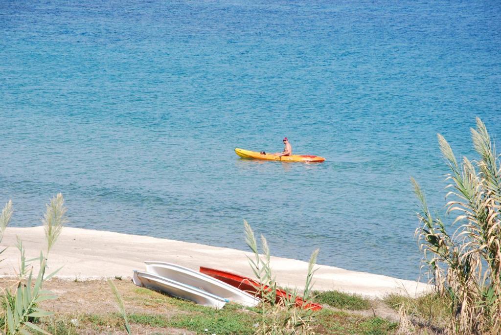 Kavos Psarou Studios & Apartments Екстериор снимка