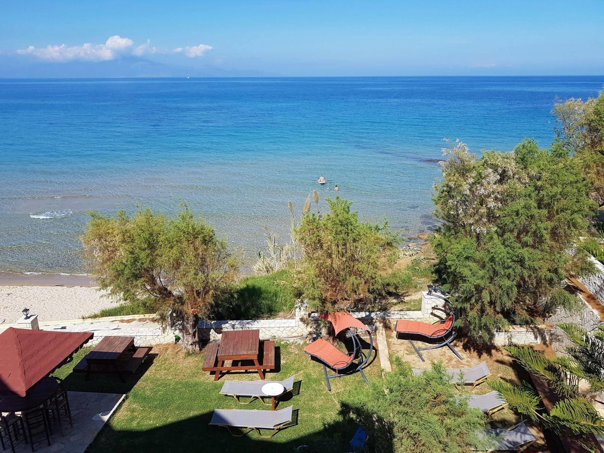 Kavos Psarou Studios & Apartments Екстериор снимка