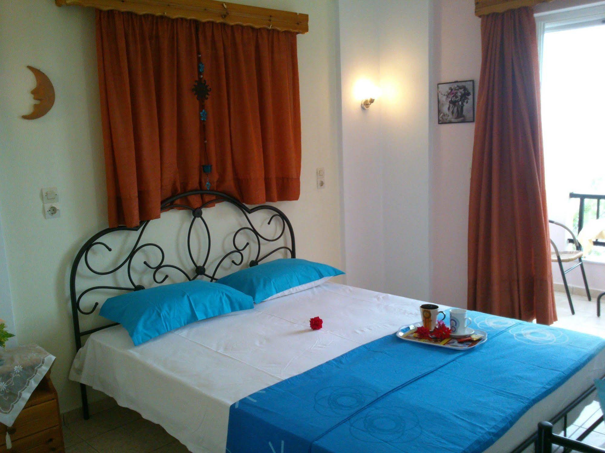Kavos Psarou Studios & Apartments Екстериор снимка
