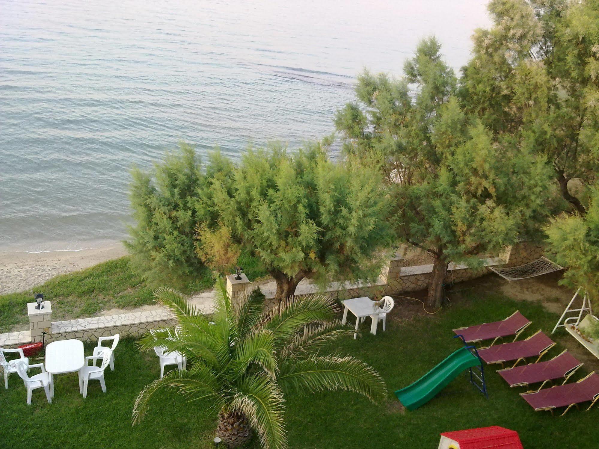 Kavos Psarou Studios & Apartments Екстериор снимка